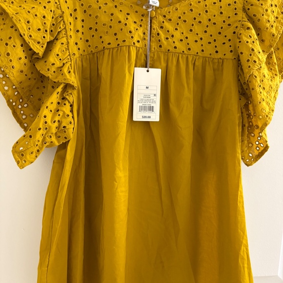 NWT A New Day Mustard Eyelet Flutter Sleeve Blouse - Size M - Picture 2 of 2